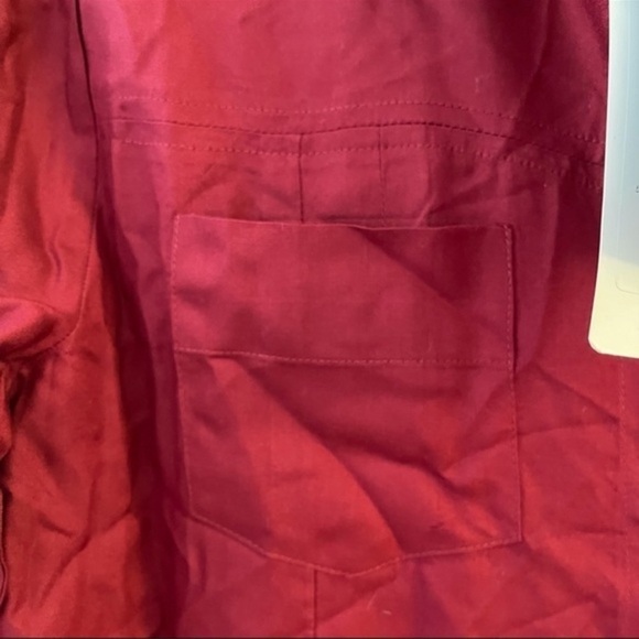 UG apparel front pleat button sports shirt NWT womens size Small - Picture 10 of 12